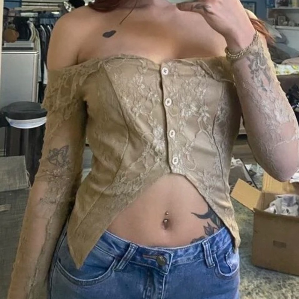 Lace top